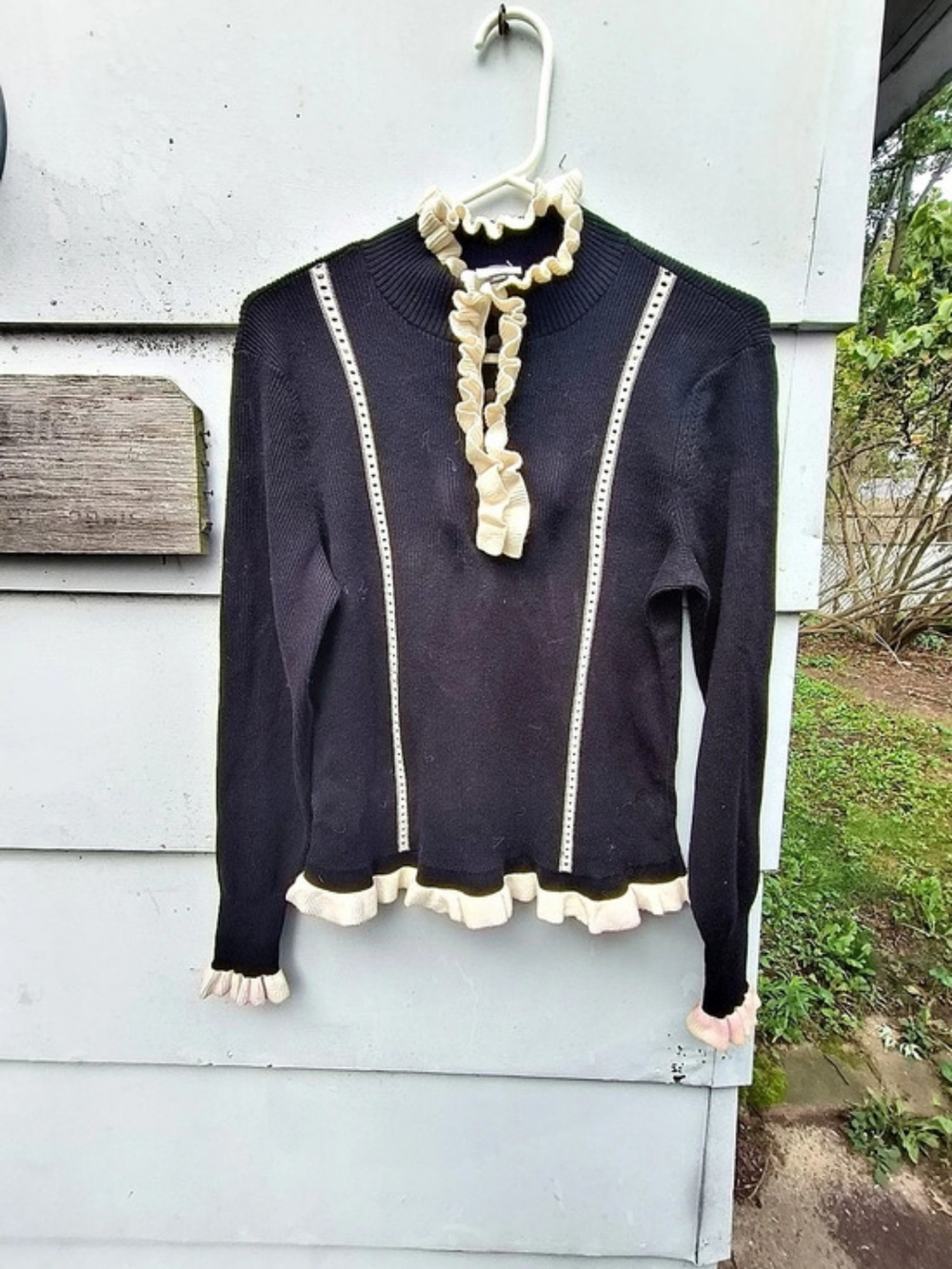 Gabi Ruffled Trim Sweater in Black & Pink Size Small